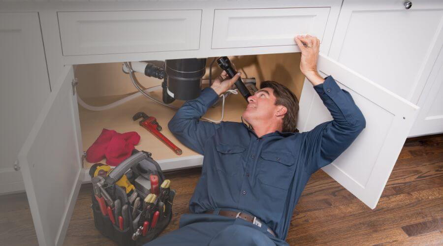 Professional water heater repair in Poughkeepsie, AR